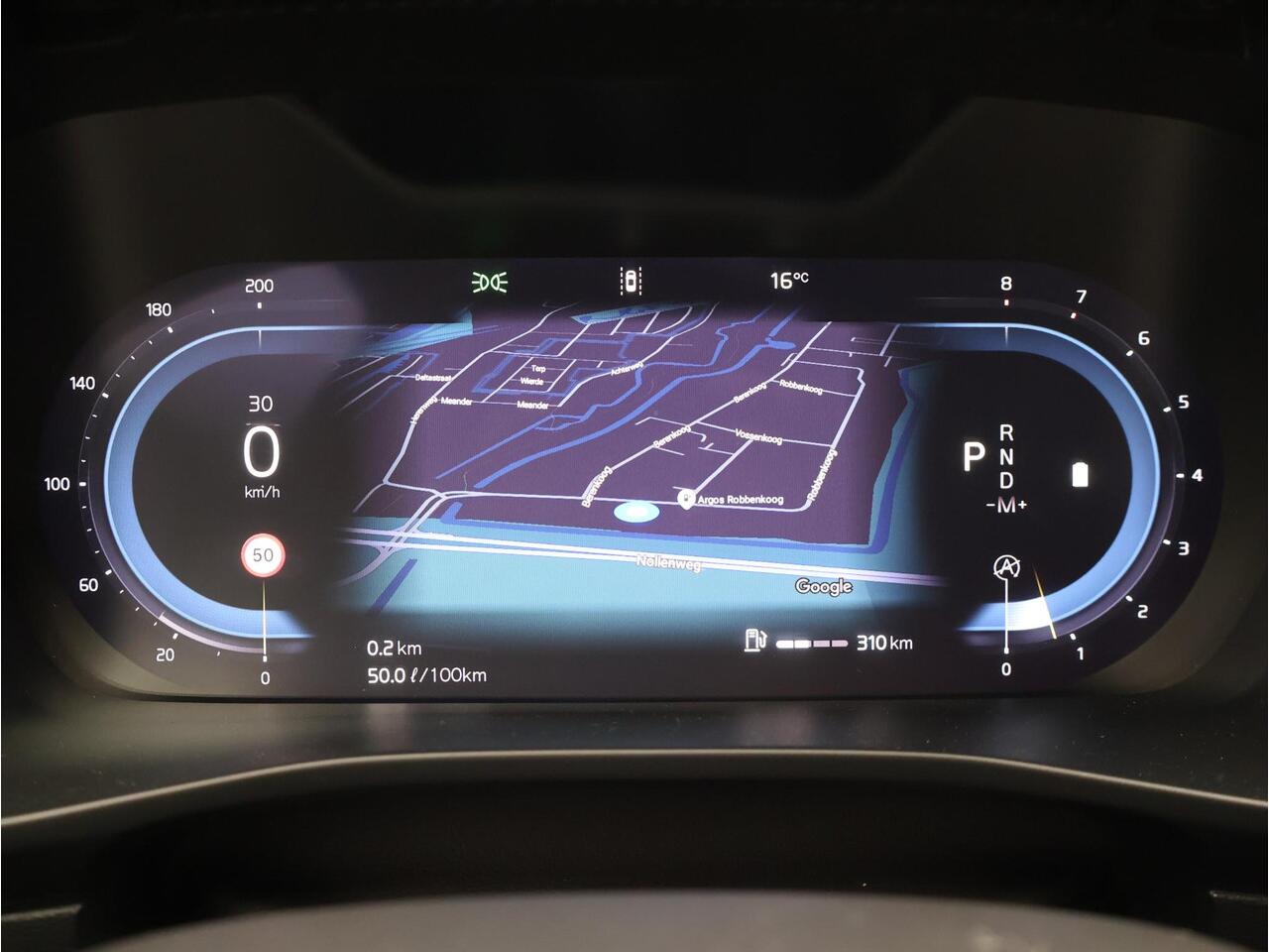 Volvo XC40 2.0 B4 Plus Dark Automaat / Trekhaak / Harman Kardon / All-Season Banden / Voorraam verwarmd