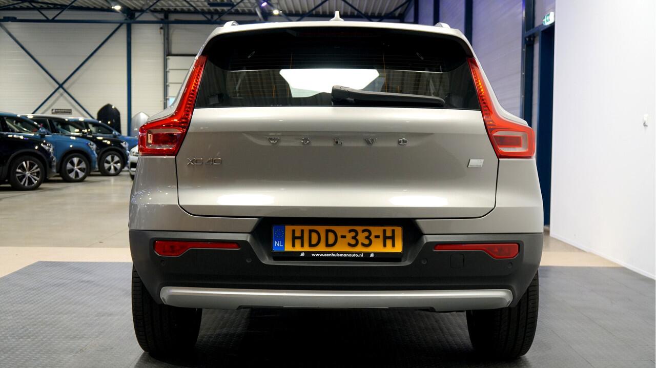 Volvo XC40 1.5 T5 Plug-in Hybrid 193kW/262pk DCT7 FACELIFT! Plus Bright CLIMA + CRUISE + FULL LED HIGH BEAM + NAVI SENSUS + LANE ASSIST + SPORTSTOELEN + KEYLESS ENTRY&GO + CAMERA + MISTLAMPEN VOOR + PARKSENSOREN + 18" LM-VELGEN!!