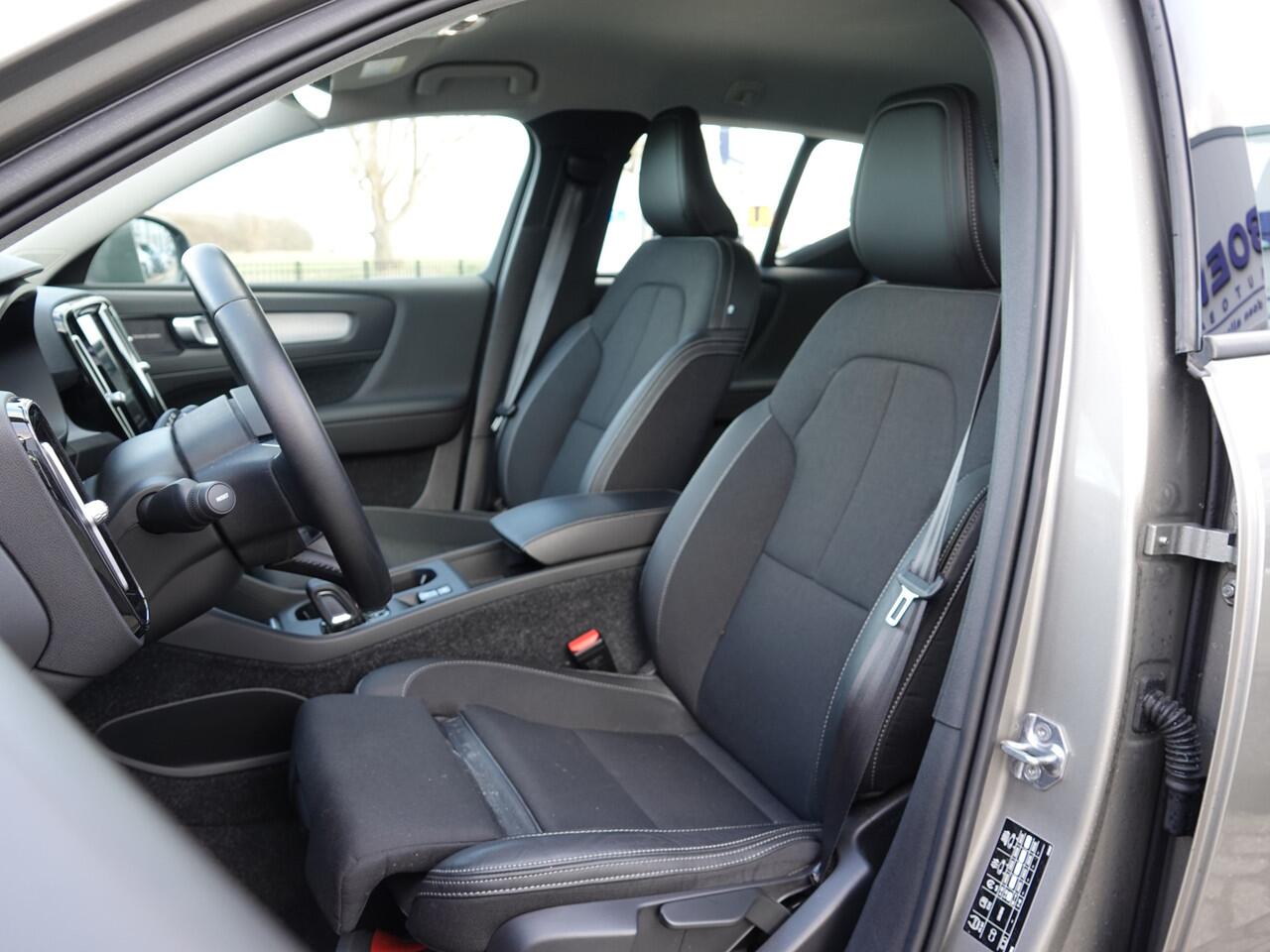 Volvo XC40 1.5 T5 Twin Engine Momentum Pro PILOT + ACC | BLIS | H-LEER | HK AUDIO