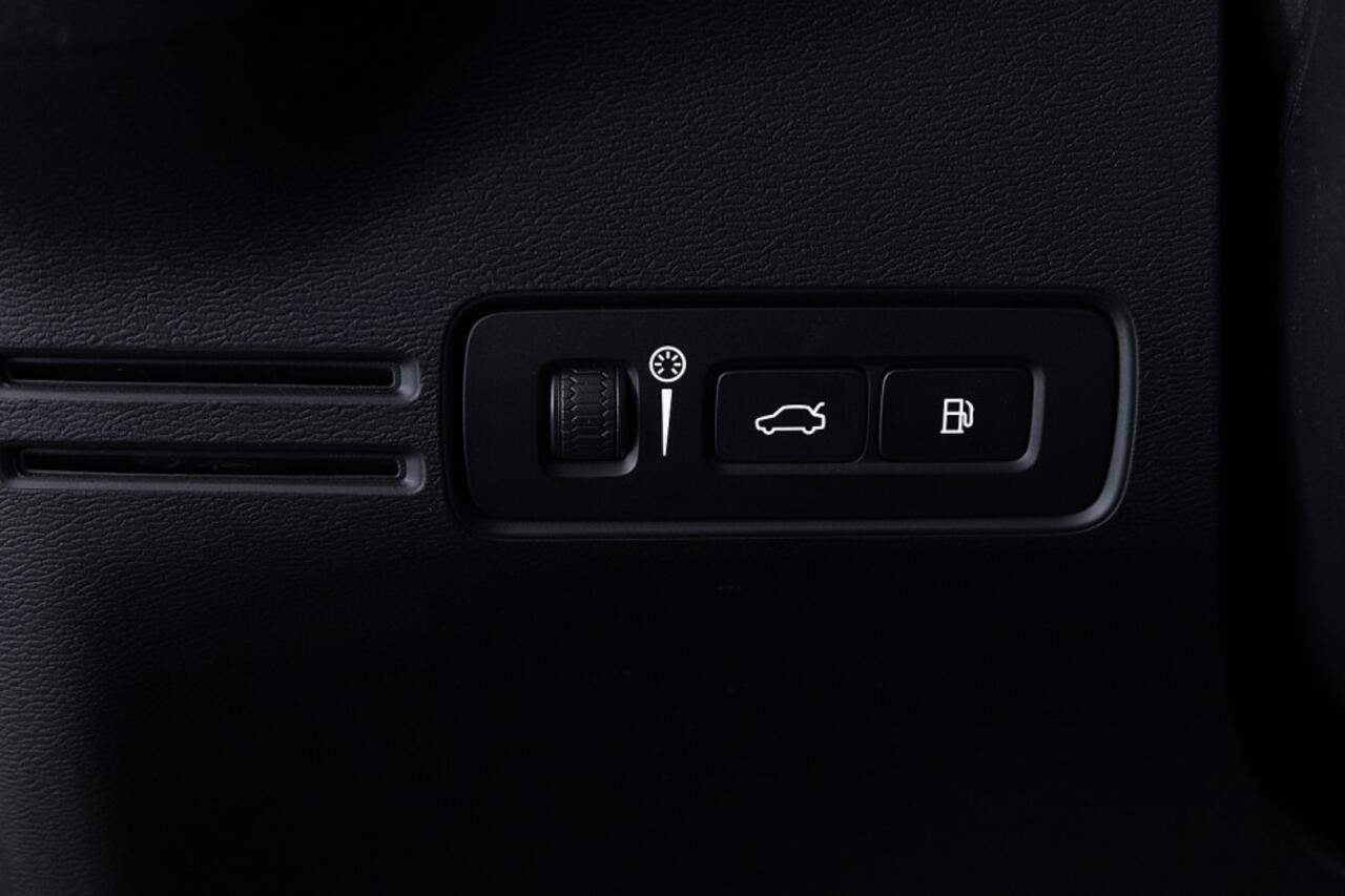 Volvo XC40 1.5 T4 Recharge Inscription Expression | NAVI | Full LED | PHEV