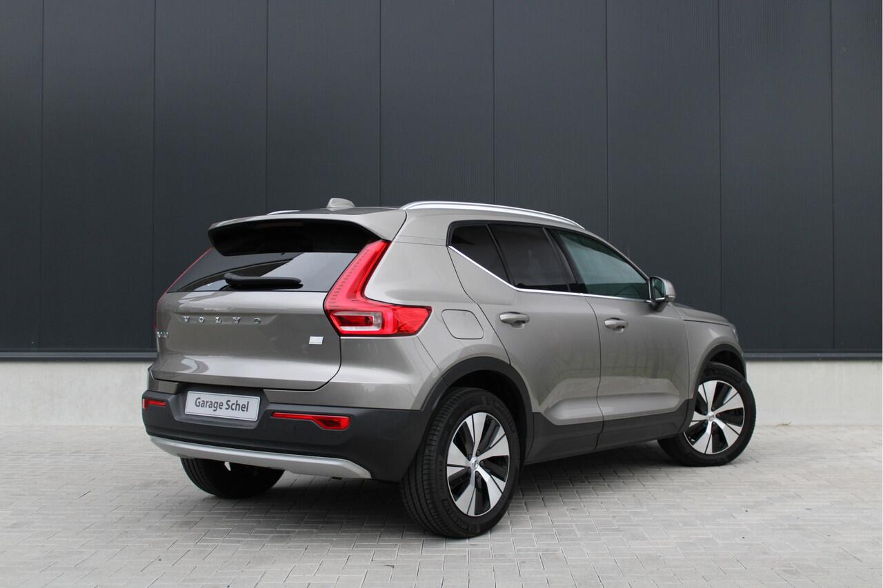 Volvo XC40 1.5 T4 Recharge Inscription - Pilot Assist - Keyless - Navi - Camera - Stoel/Stuurverwarming - LED - Rijklaar