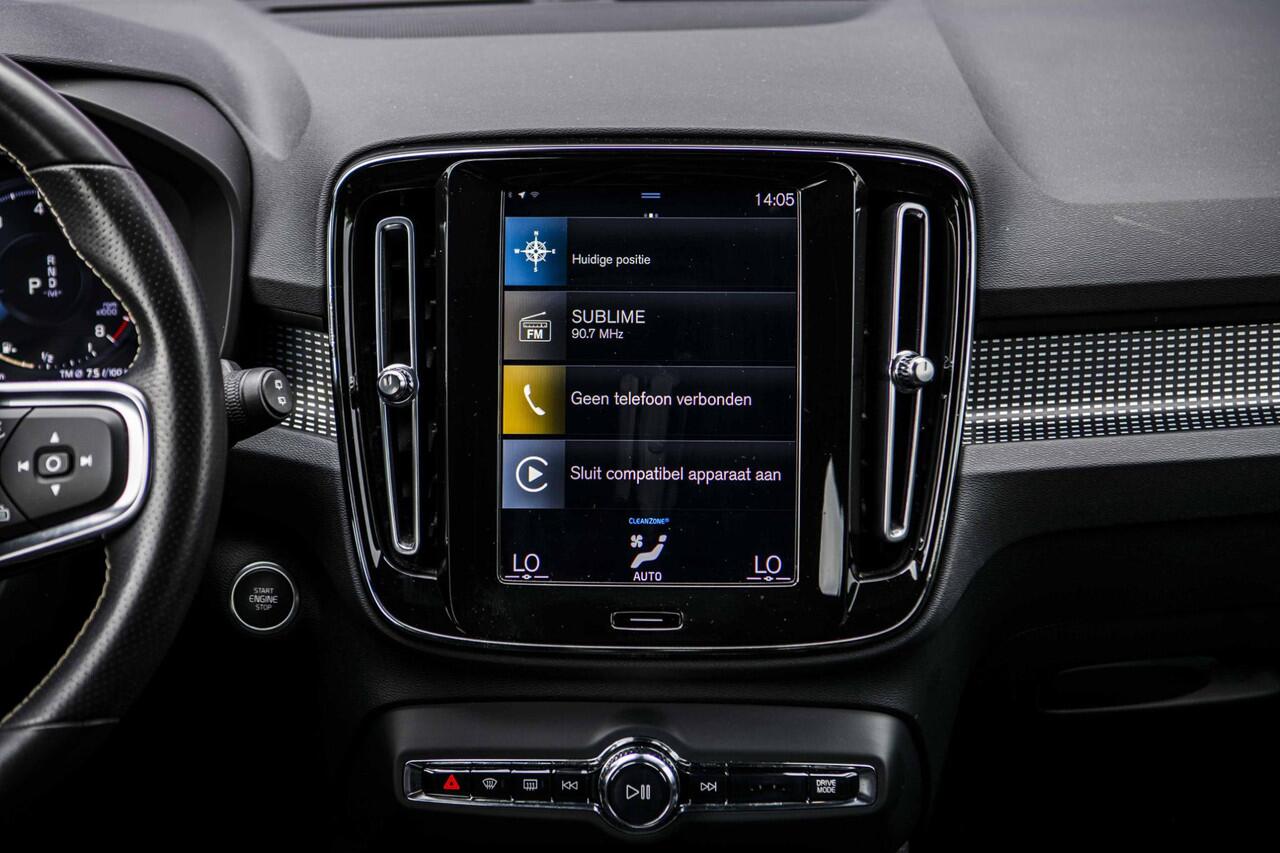 Volvo XC40 1.5 T2 R-Design | Adaptieve Cruise Control | Dode Hoek Detectie | Parkeer Camera | Parkeersensoren Voor en Achter |