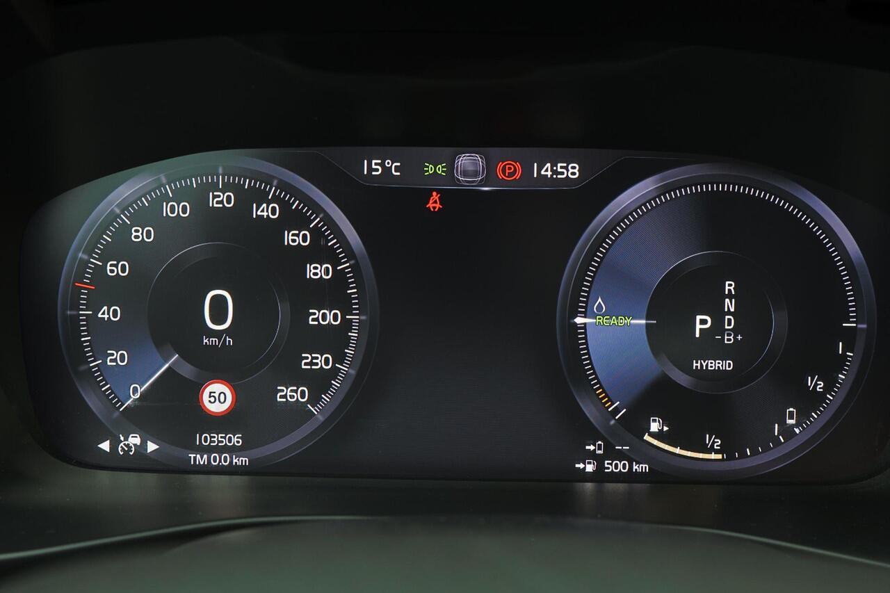 Volvo XC40 T4 Recharge Inscription Expression - IntelliSafe Assist & Surround - Parkeercamera achter - Parkeersensoren voor & achter - Apple Carplay & Android Auto - Standkachel - 18' LMV