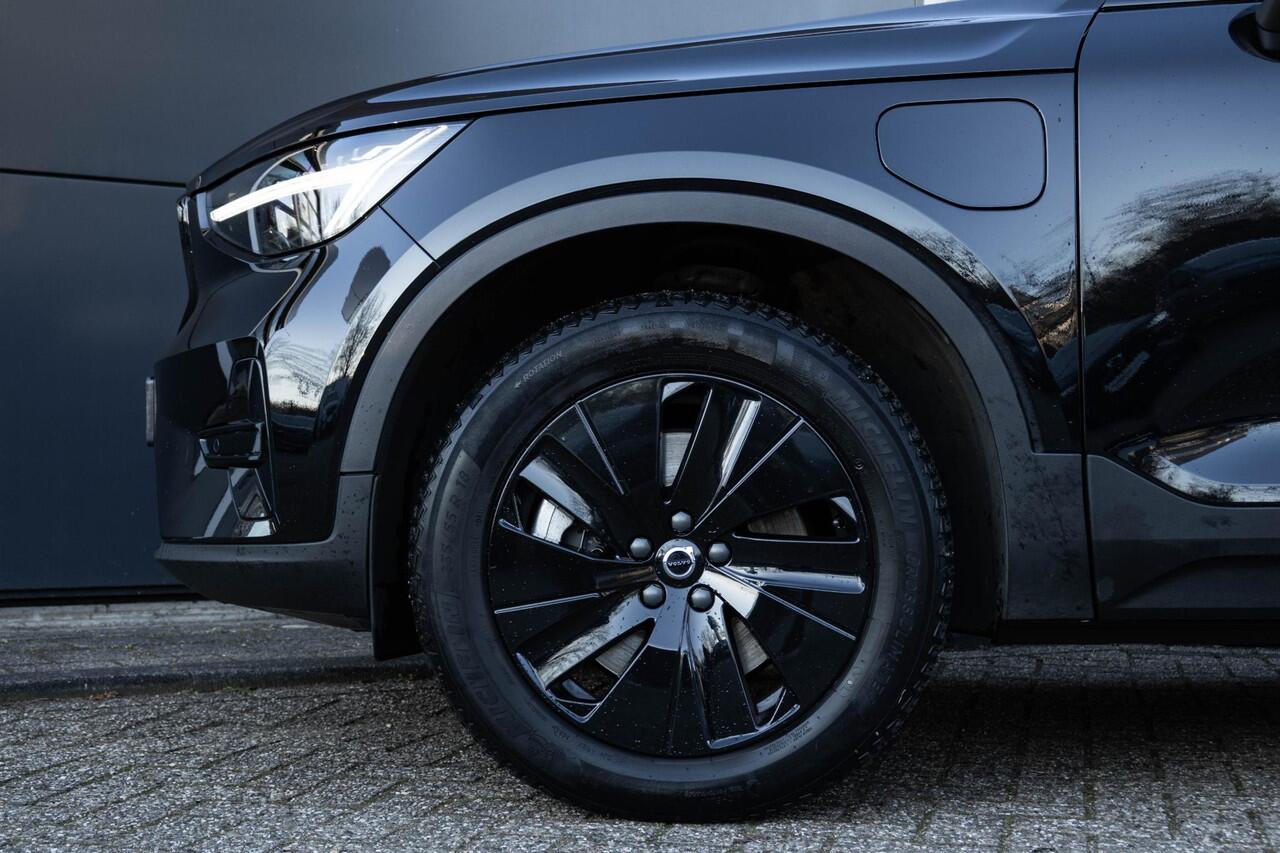 Volvo XC40 1.5 T4 Plug-in hybrid Plus Dark | Panoramadak | Trekhaak semi elek inklapbaar | 18"Black Edition Velgen |