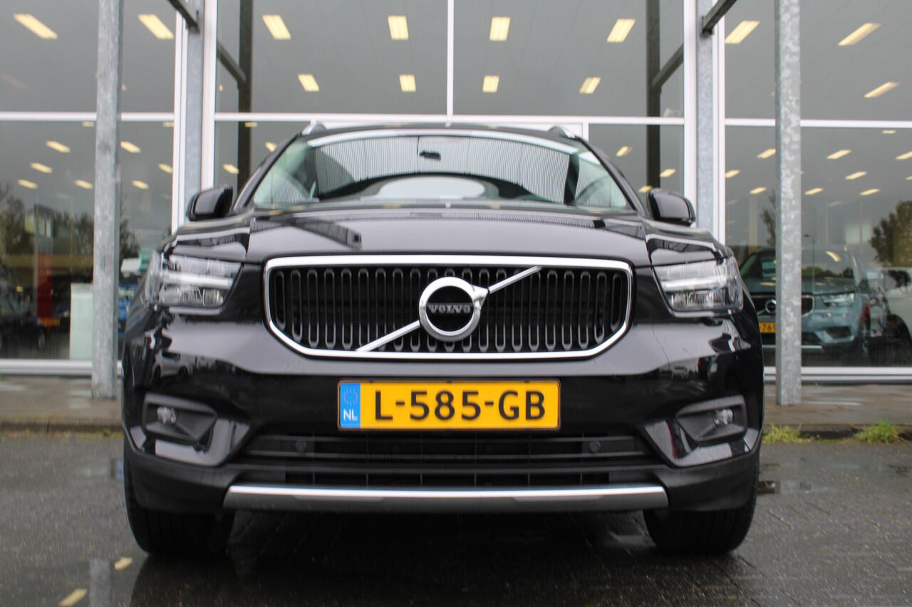 Volvo XC40 T2 Automaat Business Pro | Adapt. Cruise | El. Trekhaak | BLIS | Keyless | DAB | El. Achterklep |