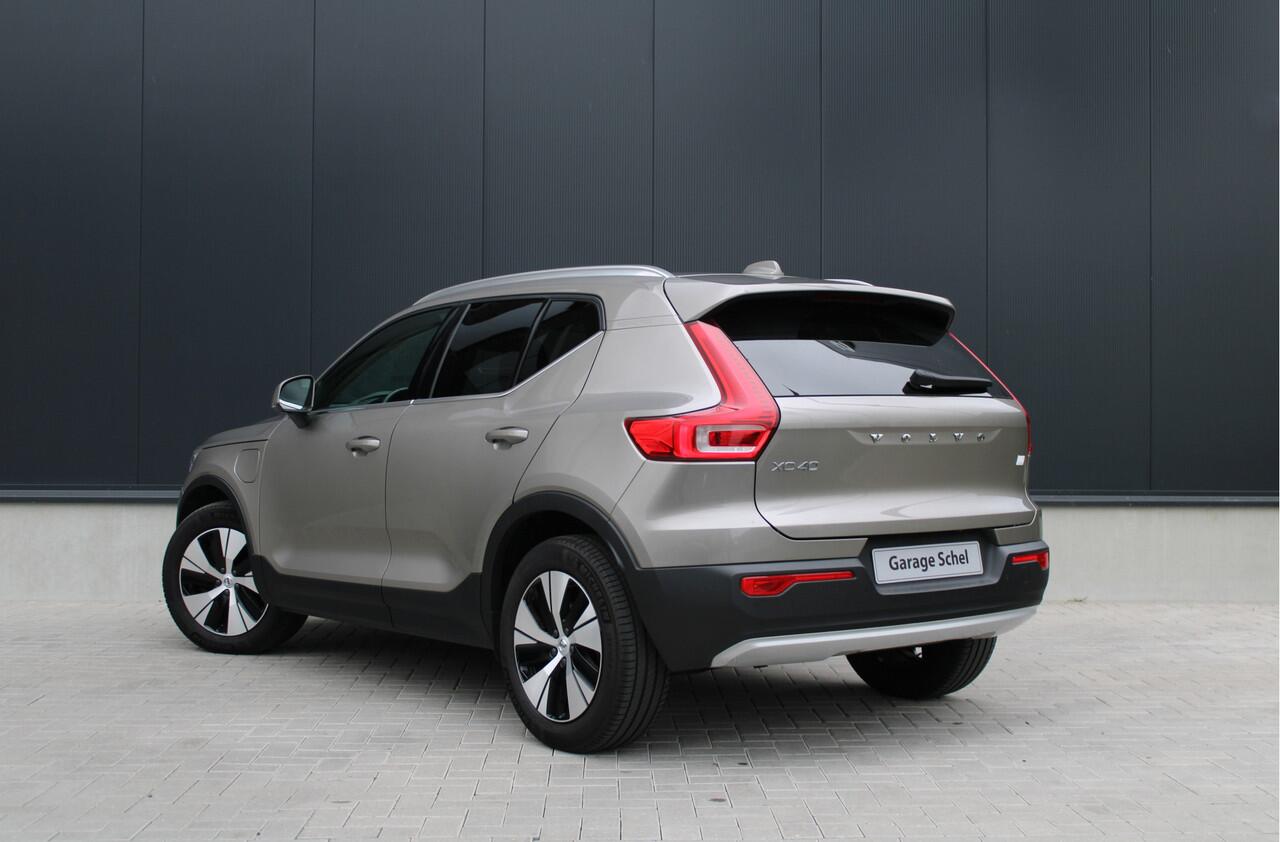 Volvo XC40 1.5 T4 Recharge Inscription - Pilot Assist - Keyless - Navi - Camera - Stoel/Stuurverwarming - LED - Rijklaar