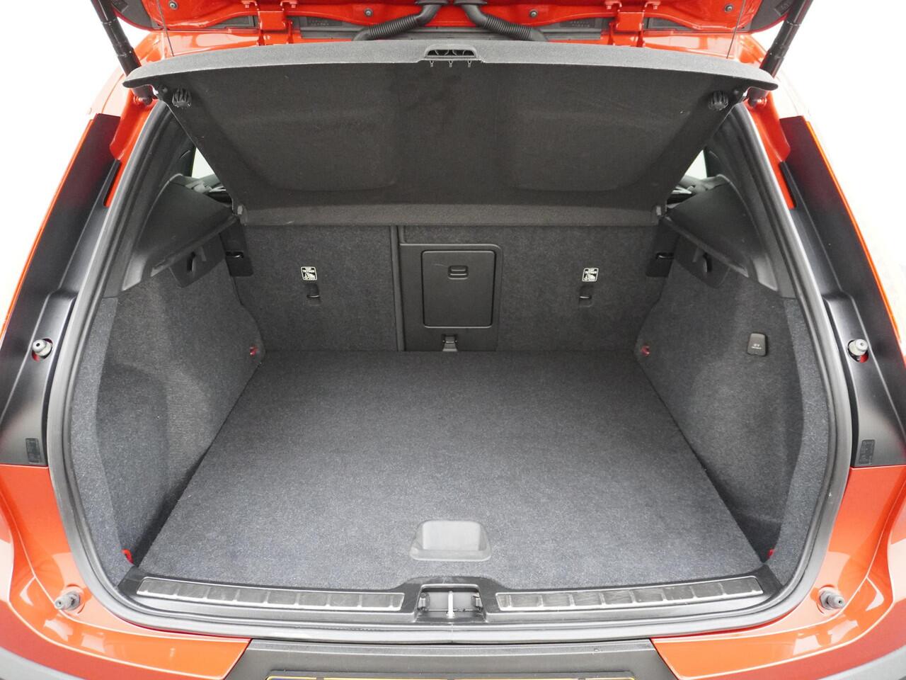 Volvo XC40 1.5 T5 Plug-in hybrid Ultimate Bright Panodak/Leder/AdaptiveCruise/Camera etc.