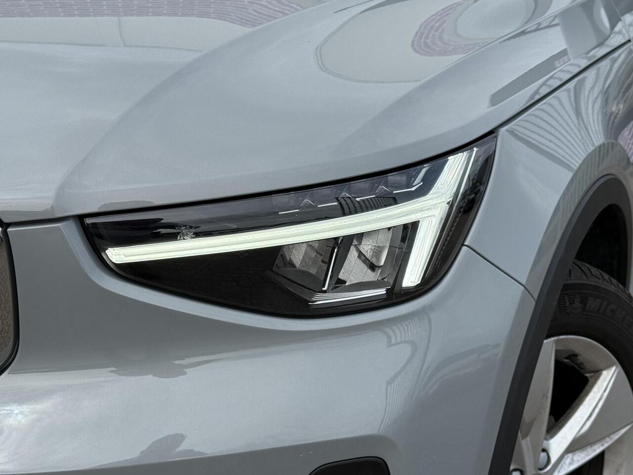 Volvo XC40 1.5 T2 Inscription | LED | Climate | Navigatie | Zitting verlengers | Keyless Entry + Start