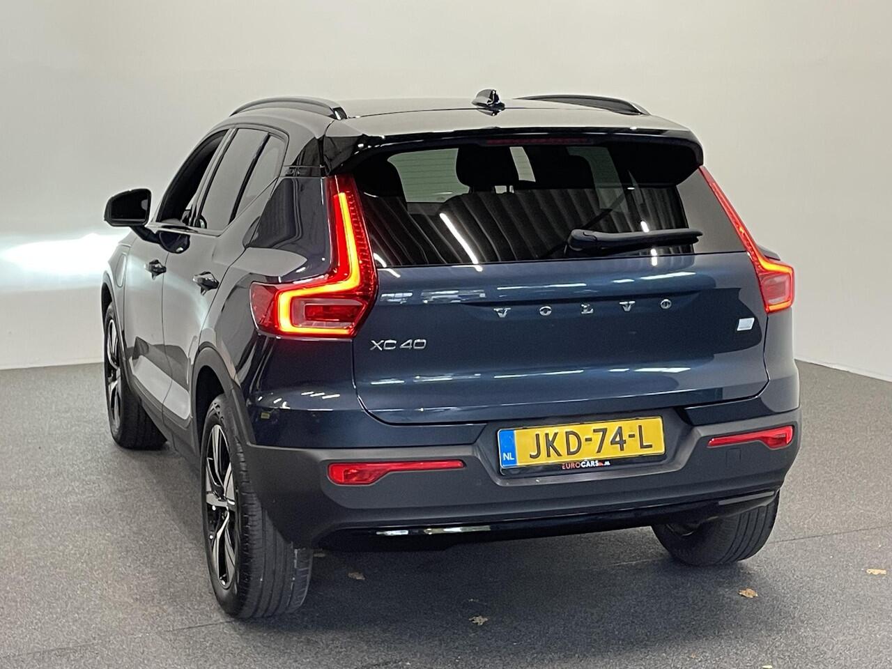 Volvo XC40 1.5 T5 262pk Recharge R-Design Navigatie Apple Carplay/ Android Auto Camera Parkeersensoren Cruise Control Stoelverwarming Full Led Virtual Cockpit Climate Control Lichtmetalen velgen