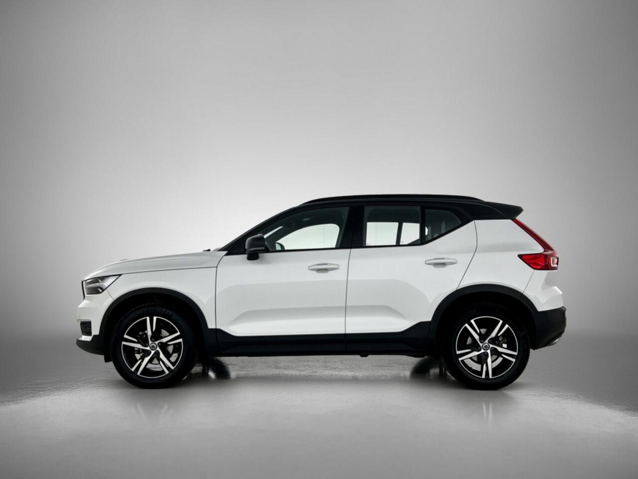 Volvo XC40 T3 Geartronic R-Design | Adaptive cruise | Trekhaak | Climate