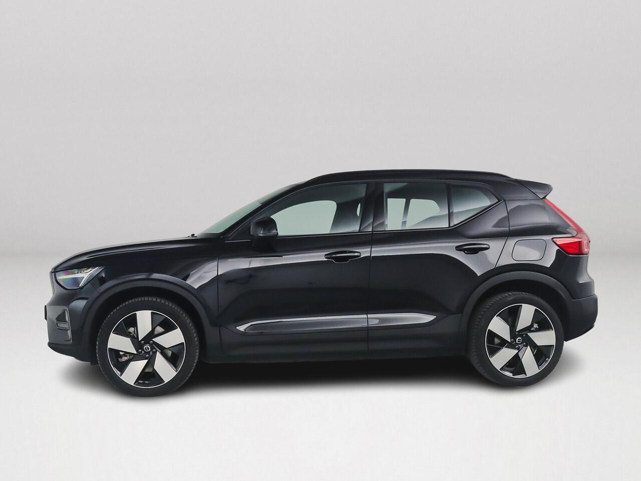 Volvo XC40 Single Motor Extended Range Plus 82 kWh | Stoel- en stuurverwarming | Parkeercamera