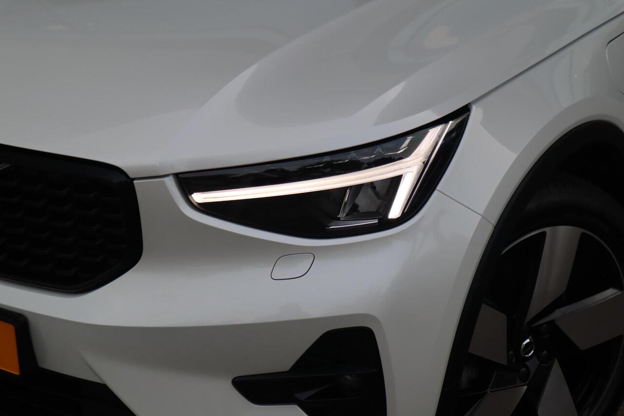 Volvo XC40 1.5 T5 Plug-in hybrid Ultimate Dark | Vos Geleverd & Onderhouden| Full Option!|
