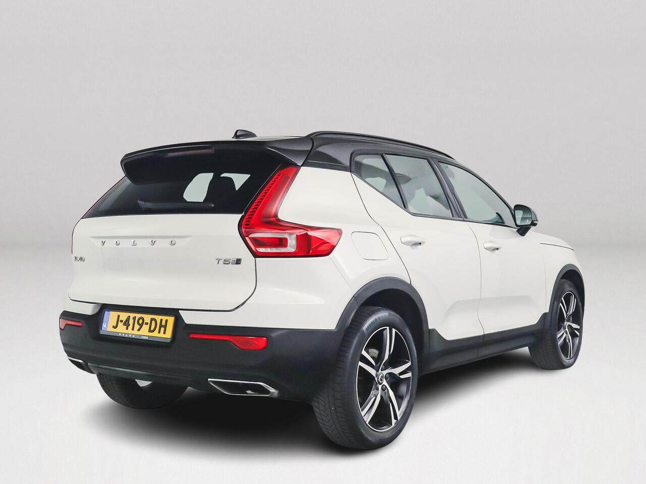 Volvo XC40 T5 Twin Engine R-Design | Parkeercamera