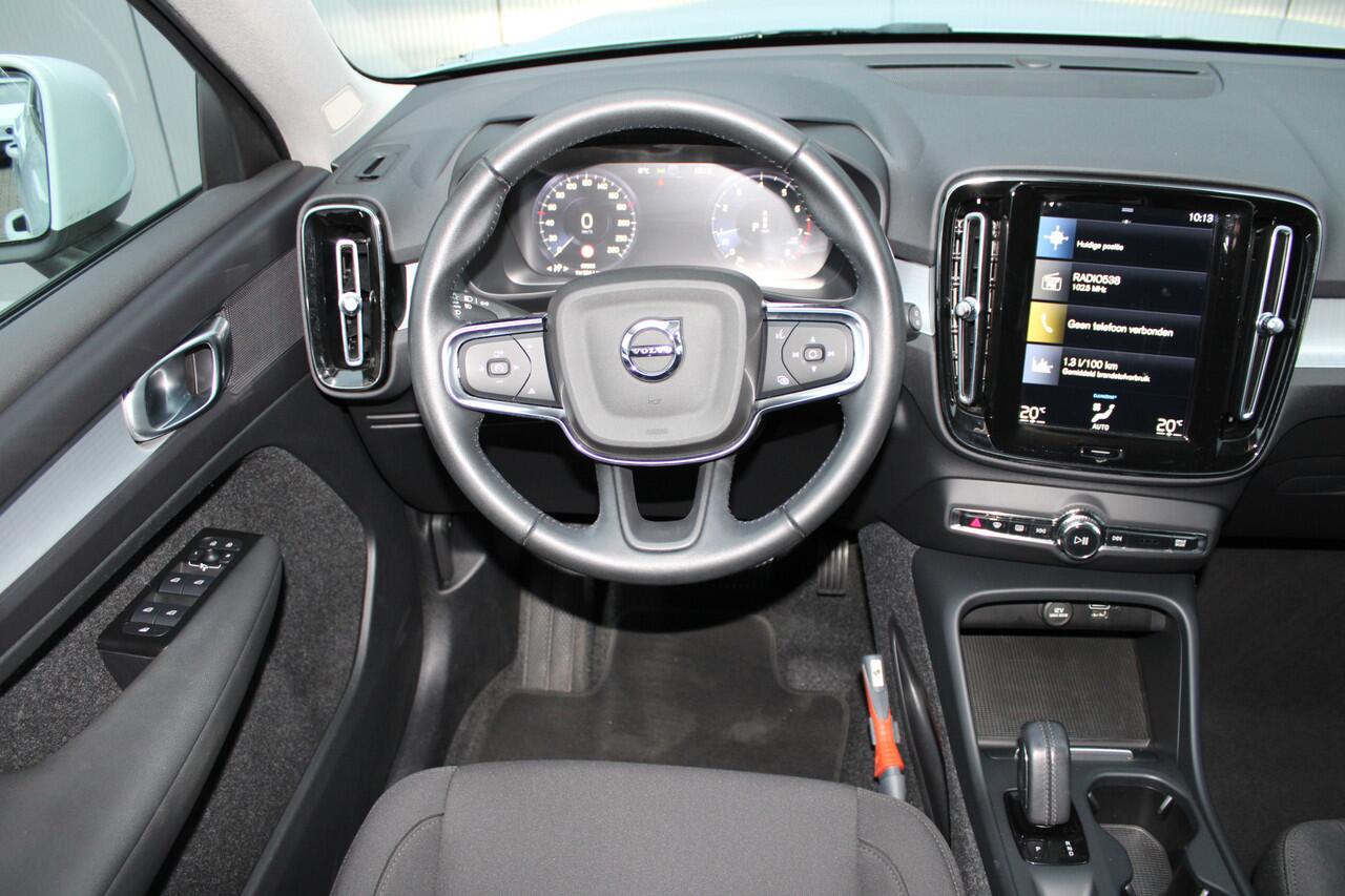 Volvo XC40 T2 automaat Business Pro | Adaptieve Cruise | Park assist camera | Dealer onderhouden