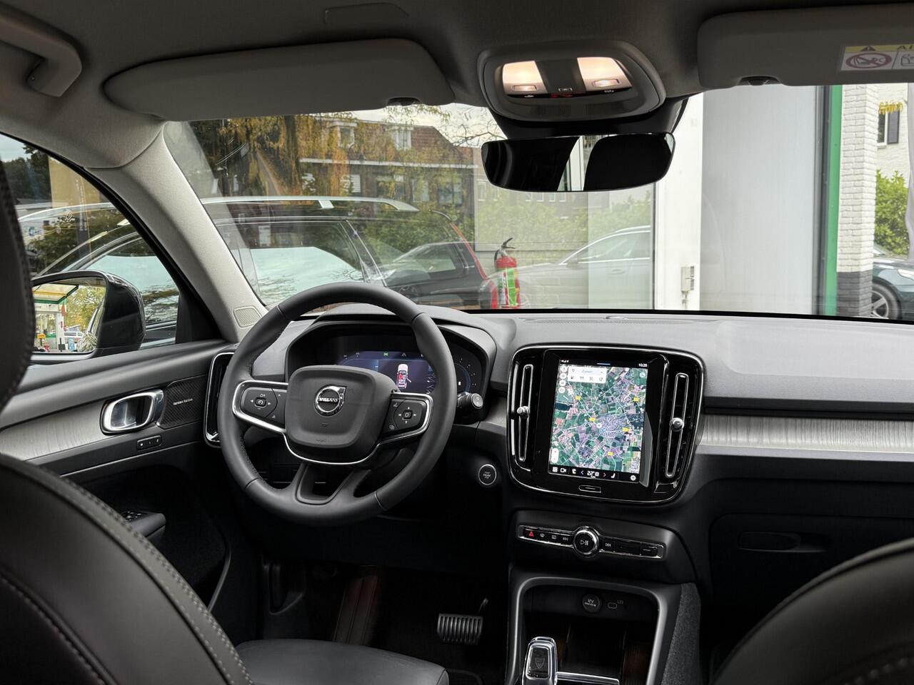 Volvo XC40 2.0 B4 Plus Dark |360°Camera|Leder|Memory|