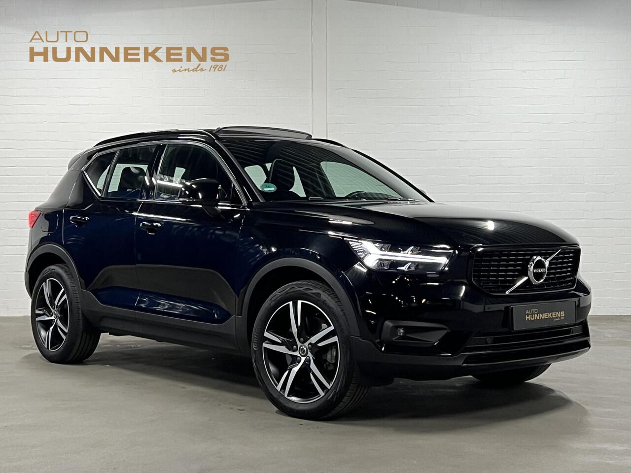 Volvo XC40 T5 Plug-in hybrid R-design Trekhaak | Adaptive Cruise | Open dak | Stoel-/stuurverwarming | Achteruitrij camera | Carplay