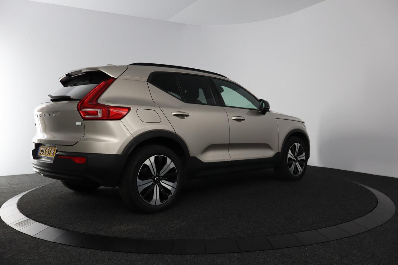 Volvo XC40 1.5 T4 Plus Dark | 360 Camera | Navigatie |