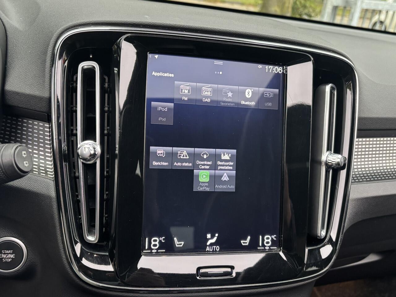 Volvo XC40 1.5 T5 Recharge R-Design Panorama DAB Keyless