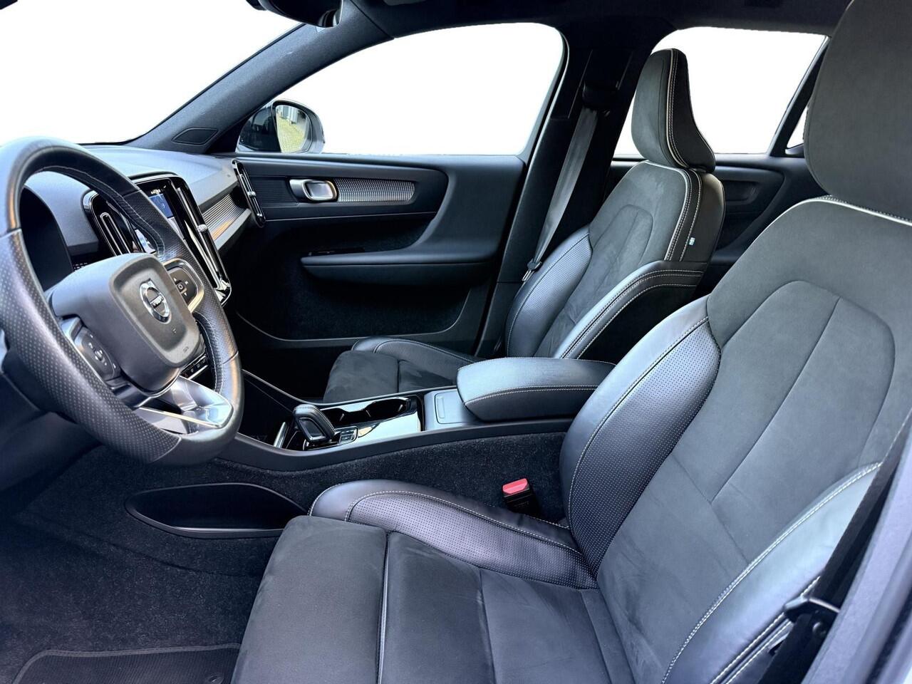 Volvo XC40 Recharge P8 AWD R-Design Leer, 2-Tone, LM | SOH 93,2%