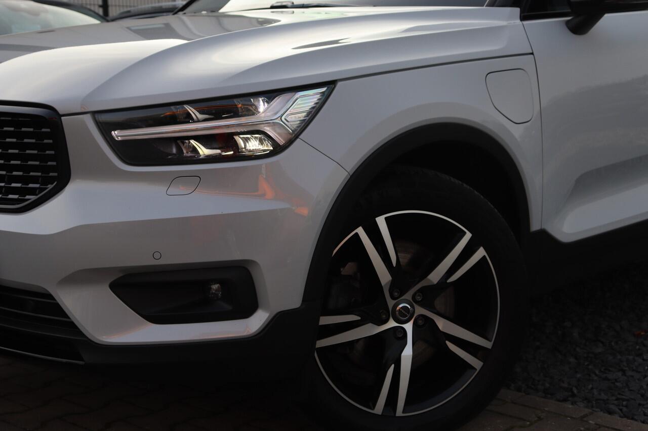 Volvo XC40 1.5 T5 Recharge R-Design | Pano | Trekhaak | ACC |