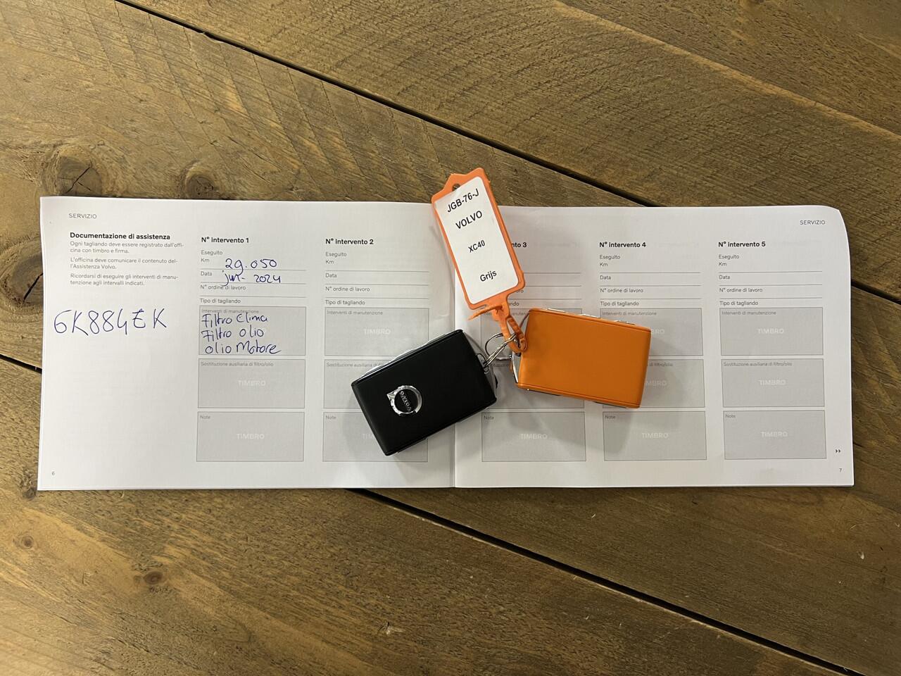 Volvo XC40 1.5 T4 Recharge Core Bright Achteruitrijcamera Navigatie