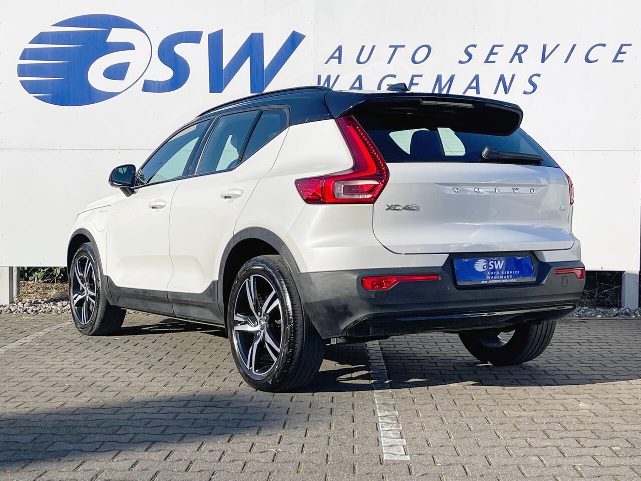 Volvo XC40 1.5 T4 Recharge R-Design | Navi | Trekhaak | CarPlay | Camera | LED | DAB | 19 inch