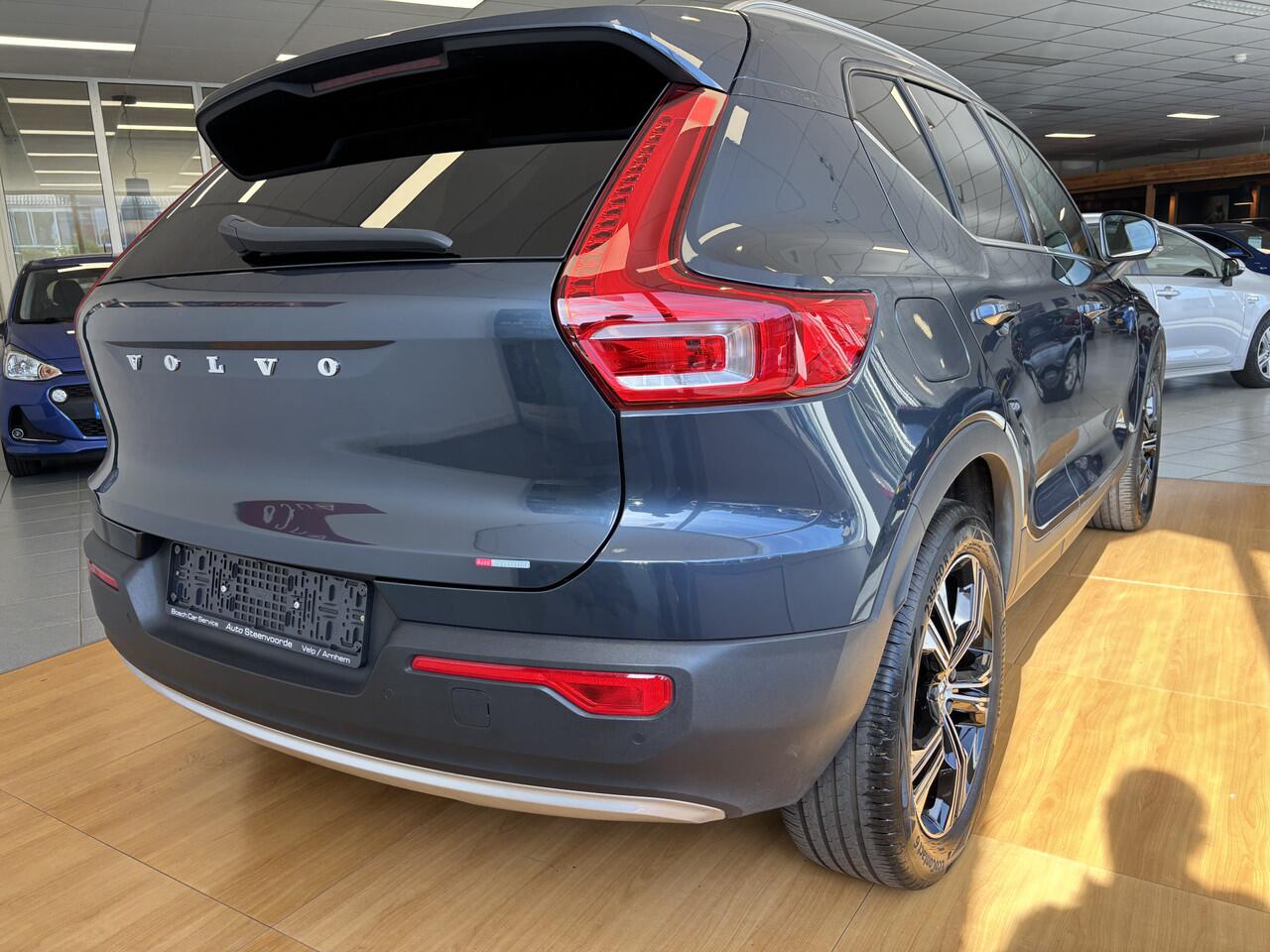 Volvo XC40 1.5 T5 Recharge Inscription * BLIS * CREME LEER Elektr+memory * HARMAN KARDON