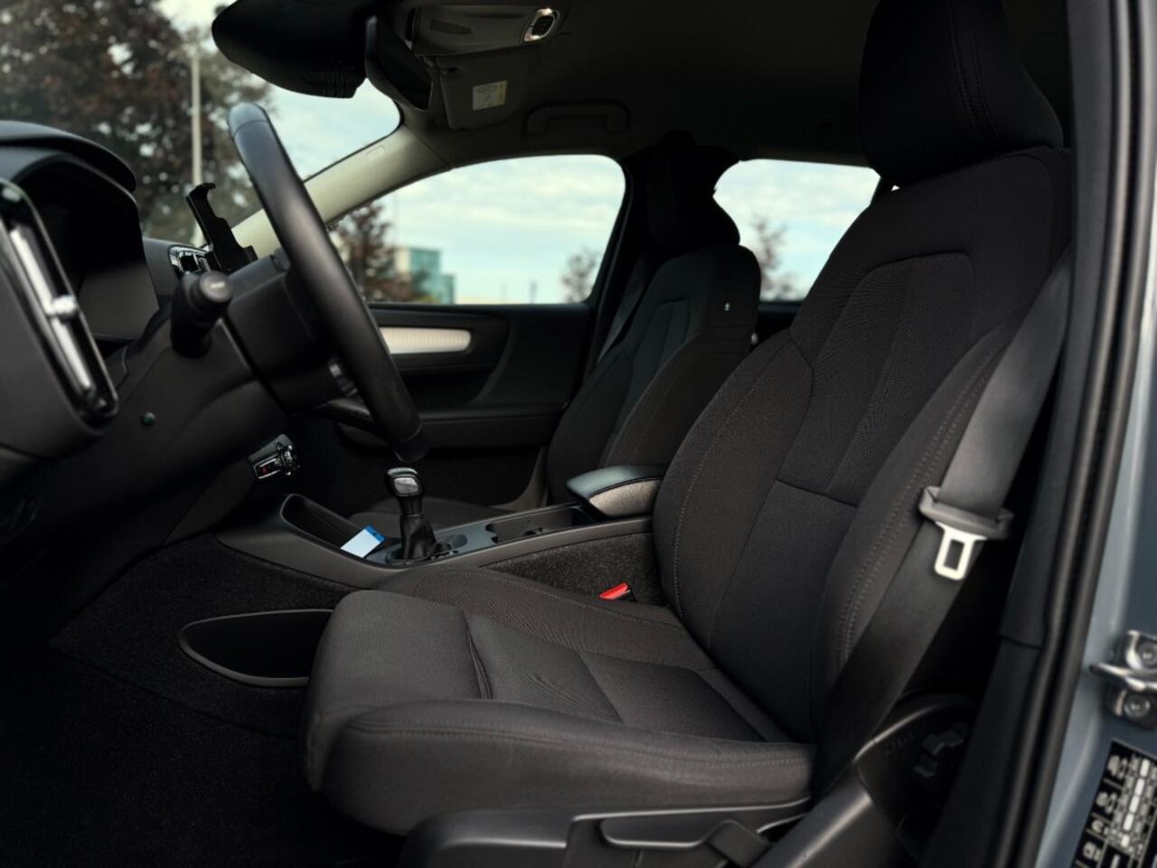 Volvo XC40 1.5 T2 MOMENTUM TREKHAAK LED STOEL/STUUR VERW. ADD CRUISE