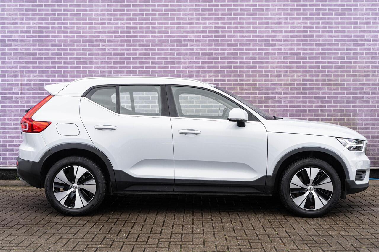 Volvo XC40 1.5 T5 Recharge Inscription Expression | Camera | Adaptive Cruise Control | DAB | Climate control | Parkeersensoren Voor + Achter | Carplay | Volvo On Call |