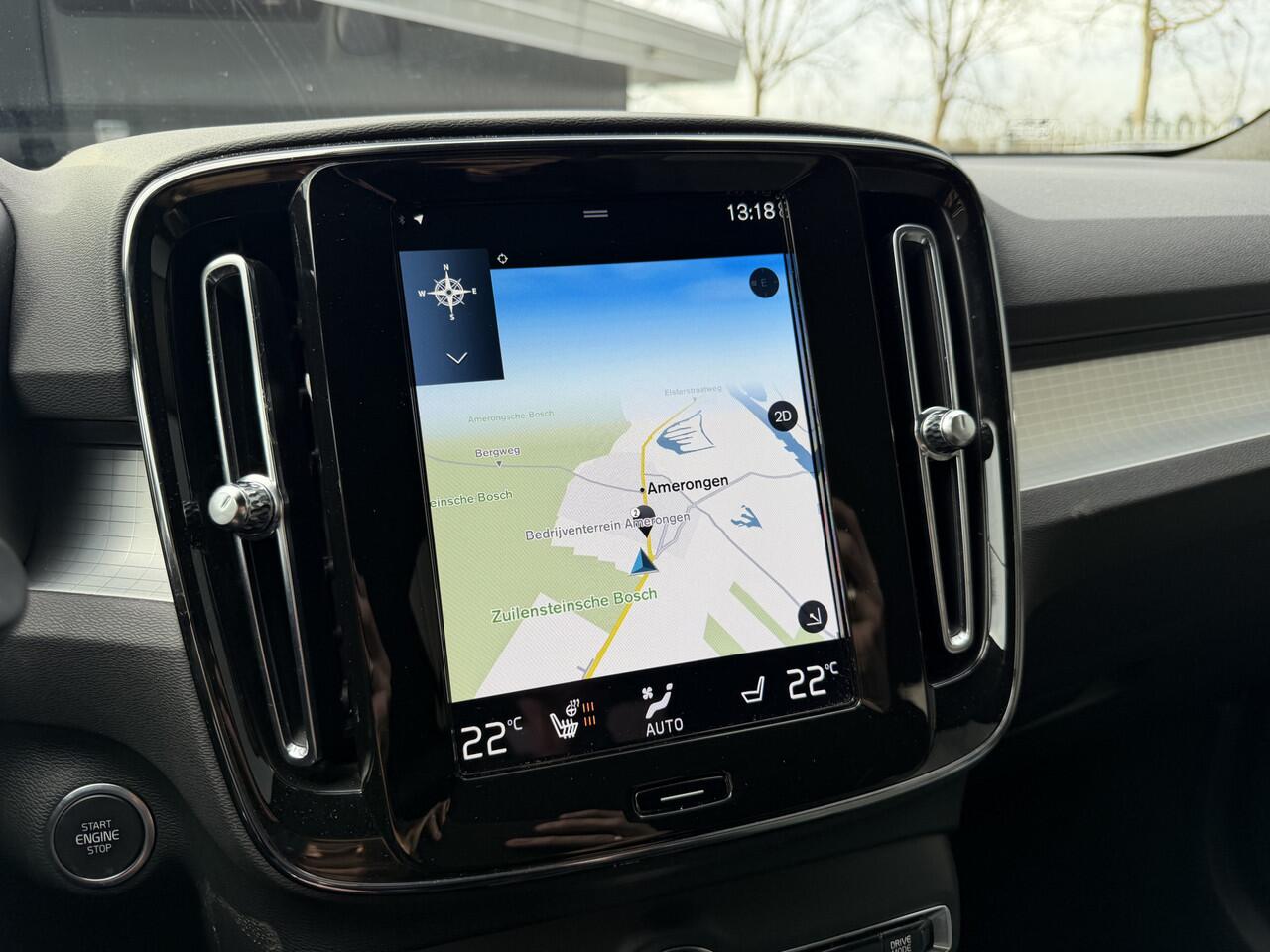 Volvo XC40 1.5 T4 Plug-in hybrid Plus Dark Panorama dak | Getint glas | Stoel en Stuurverwarming