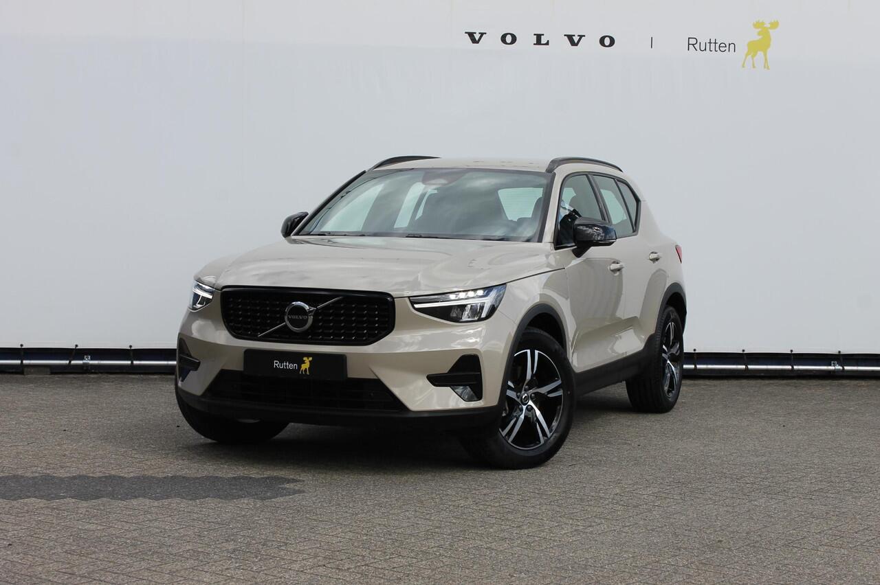 Volvo XC40 B4 211PK automaat Plus Dark Adaptieve Cruise Control / Blis / Google infotainment / Semi elektrisch wegklapbare trekhaak / Verwarmbare voorruit