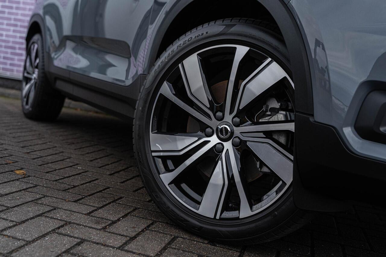 Volvo XC40 1.5 T5 Recharge R-Design | Schuif-/ Kanteldak | Stoel- / Stuurverwarming | Harman Kardon Audio | Getint Glas | Cruise Control | 360 camera | Parkeerverwarming | Keyless | Carplay | Volvo on Call |