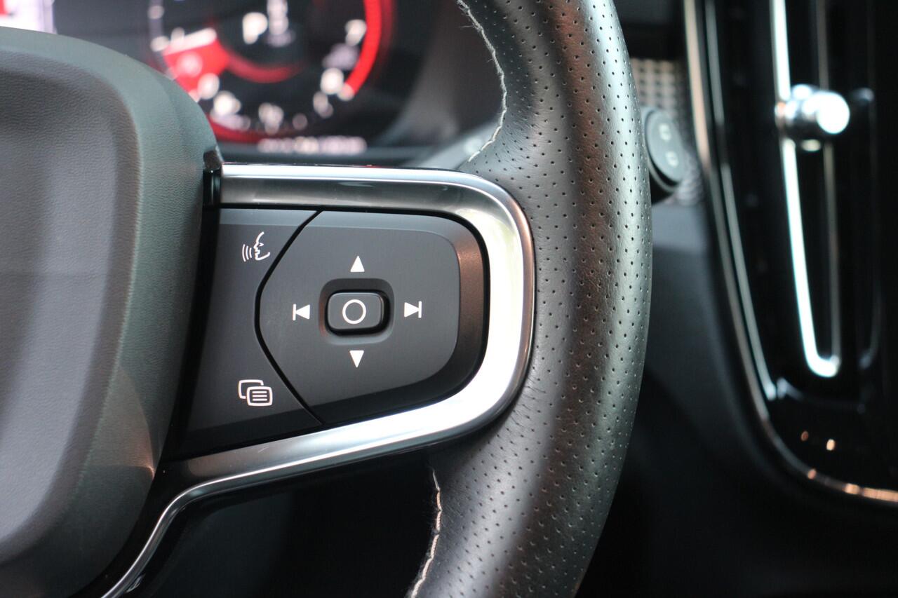 Volvo XC40 1.5 T3 R-Design Navi/360Camera/Memory/H-leder/18Inch