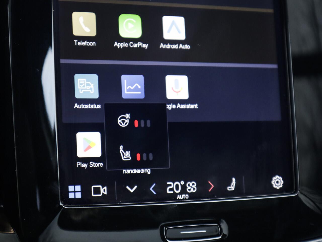 Volvo XC40 Recharge P8 AWD R-Design 3-Fase 1e-Eig. & Keurig-Onderh. BOVAG-Garantie. NL-Auto.