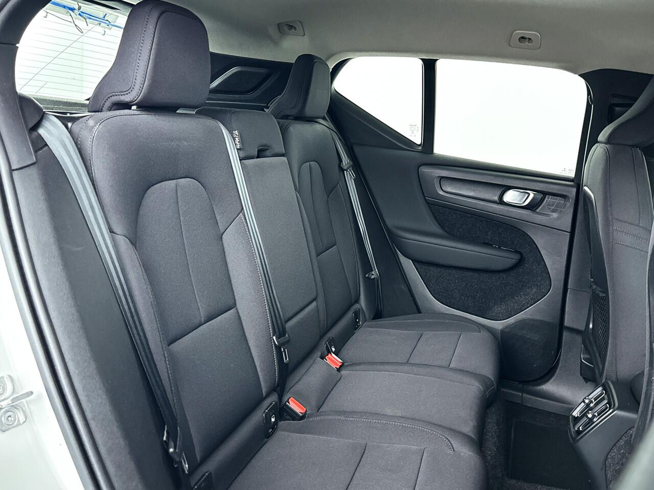 Volvo XC40 T2 Aut. Business Pro | Stoel- en stuurverwarming