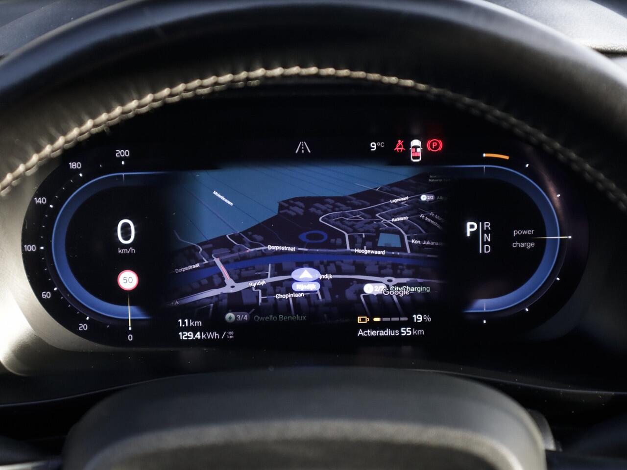 Volvo XC40 Recharge P8 AWD R-Design 3-Fase 1e-Eig. & Keurig-Onderh. BOVAG-Garantie. NL-Auto.