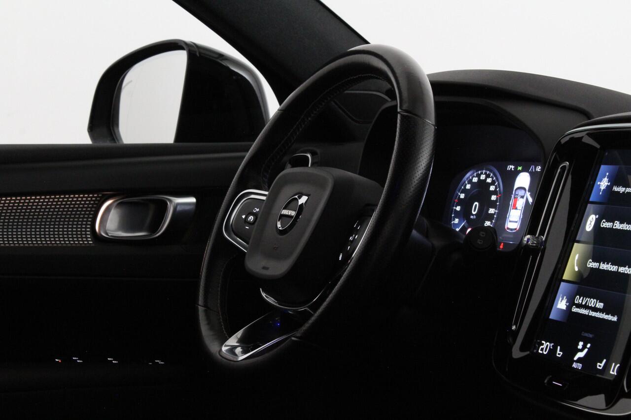 Volvo XC40 1.5 T3 R-Design > 163pk/Trekhaak (Afnb)/20 inch/ all season banden