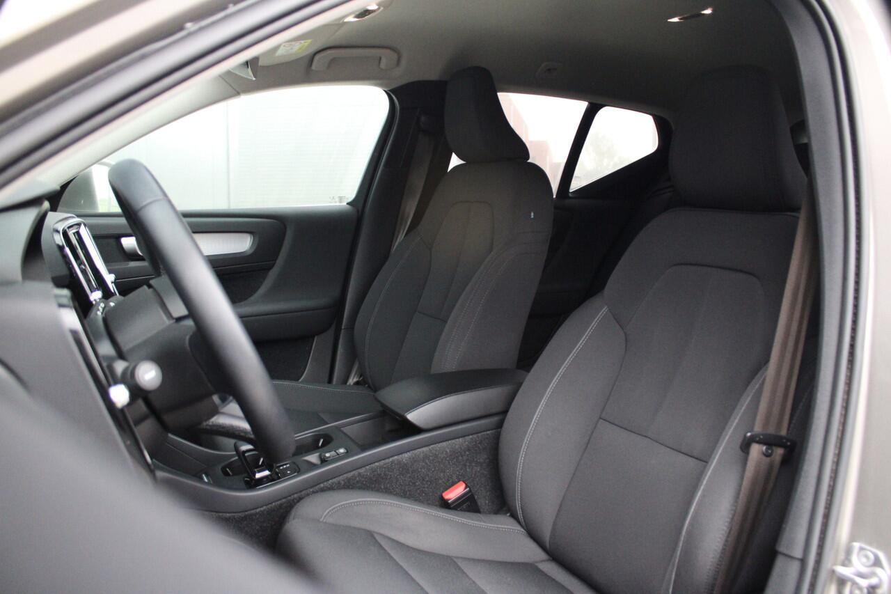Volvo XC40 1.5 T4 Recharge Inscription - Pilot Assist - Keyless - Navi - Camera - Stoel/Stuurverwarming - LED - Rijklaar