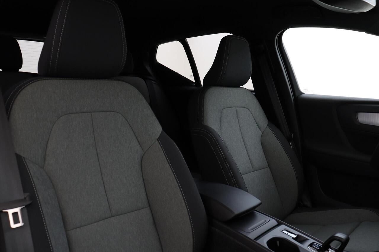 Volvo XC40 B3 (M-HYBRID) CORE BUSINESS EDITION -ADAP.CRUISE|360°CAM|HARMAN/KARDON|PRIVACY.GLAS|19"