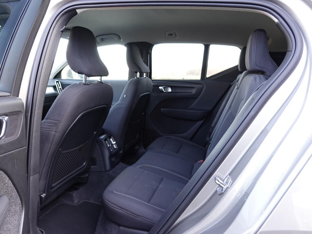 Volvo XC40 1.5 T4 Recharge Inscription Expr. NAVI | PDC V+A | ADAPT. CRUISE + PILOT ASSIST