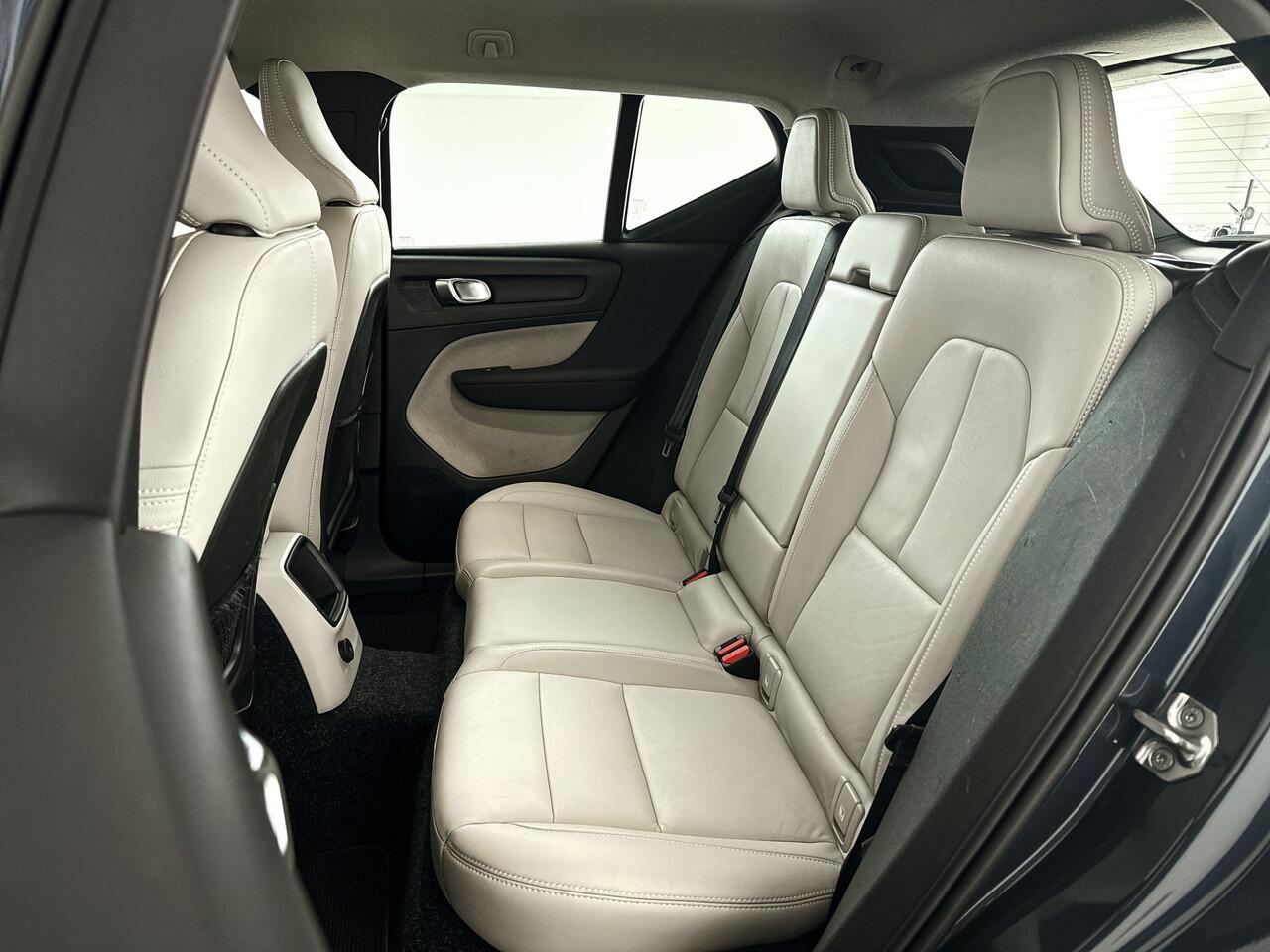 Volvo XC40 T5 Twin Engine Inscription | Cruise Control | Stoelverwarming