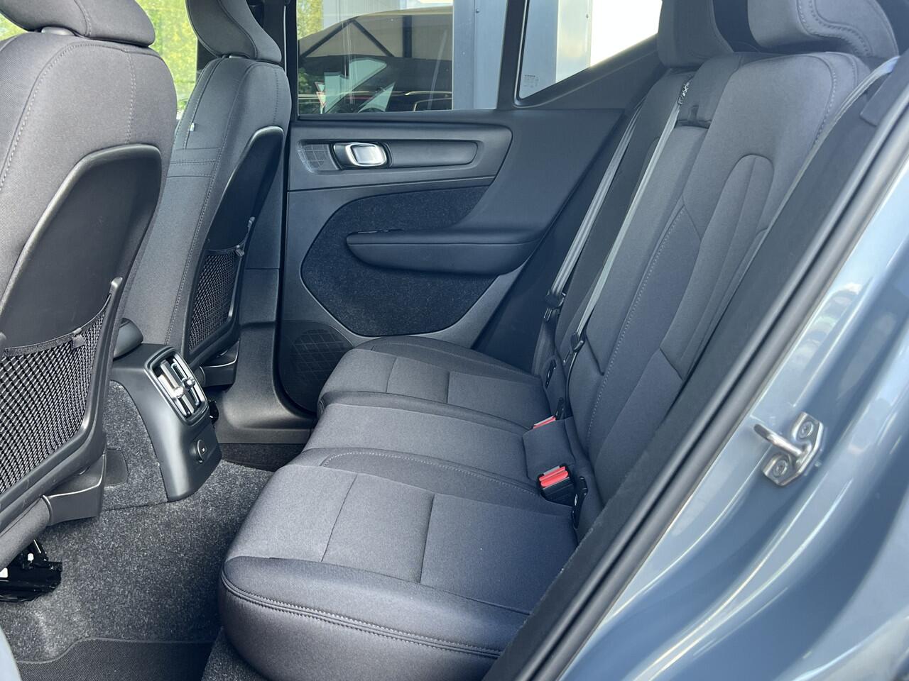 Volvo XC40 1.5 T5 Recharge 262 pk Business Pro Navigatie Camera Carplay ACC Bliss Pilot Assist 18 Inch Velgen DAB Sportstoel Keyless NL Auto 1e Eigenaar Plug-in Hybride