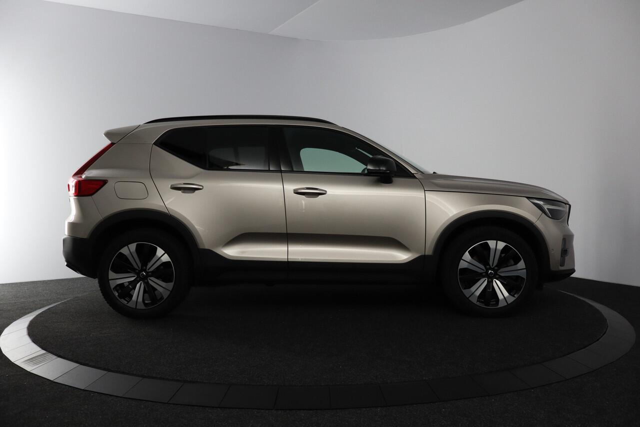 Volvo XC40 1.5 T4 Plus Dark | 360 Camera | Navigatie |