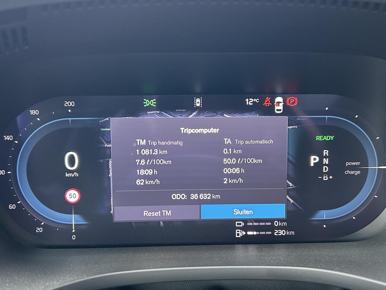 Volvo XC60 2.0 T8 Plug-in hybrid AWD Plus Black Edition Panorama dak / Adaptive cruise control / Elektr. stoelverstelling / 360 camera / stoel- en stuurverwarming