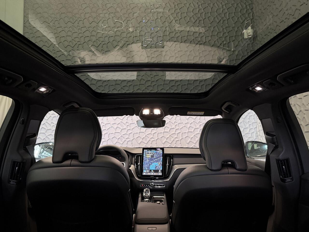 Volvo XC60 2.0 T6 AWD PLUS BLACK EDITION NW MODEL SCHUIFDAK HARMAN KARDON LEER PHEV Plug in Hybrid ultra dark black edition ? Top Auto's Wijchen , Altijd een Ruim aanbod van Volvo's i BUSINESS / CORE / BRIGHT / DARK / ULTRA DARK / PLUS DARK / BLACK EDITION / ESS