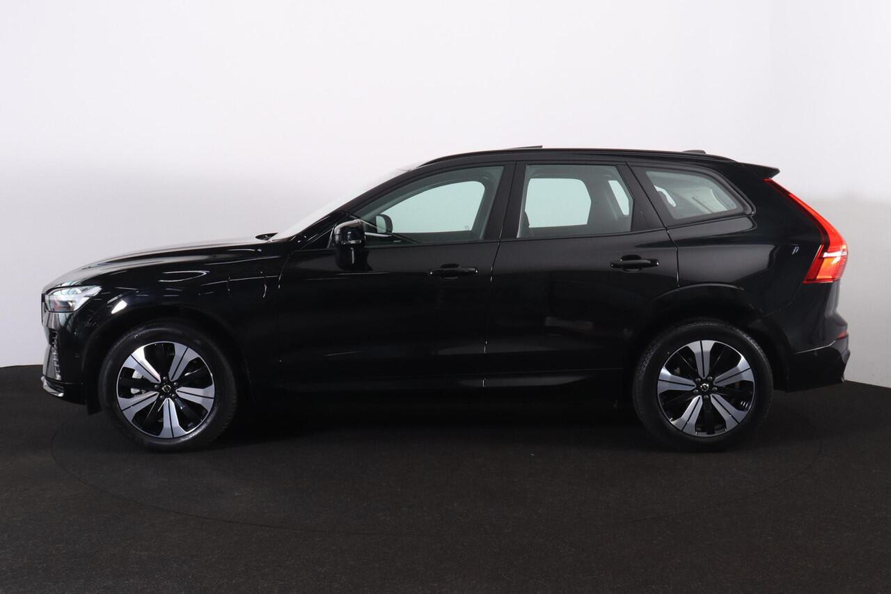 Volvo XC60 T6 Recharge AWD Plus Dark - Panorama/schuifdak - IntelliSafe Assist & Surround - 360º Camera - Verwarmde voorstoelen, stuur & achterbank - Parkeersensoren voor & achter - Elektr. bedienb. voorstoelen met geheugen - Draadloze tel. lader - Elektr. inklapbar