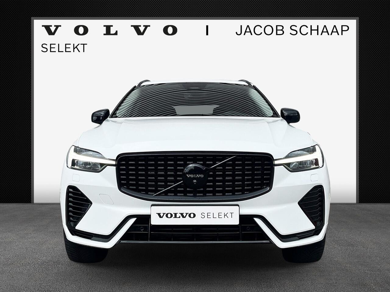 Volvo XC60 T8 Plug-in hybrid AWD Ultimate Dark / Luchtvering / Extra getint glas / 360 camera / Trekhaak semi-elektrisch /