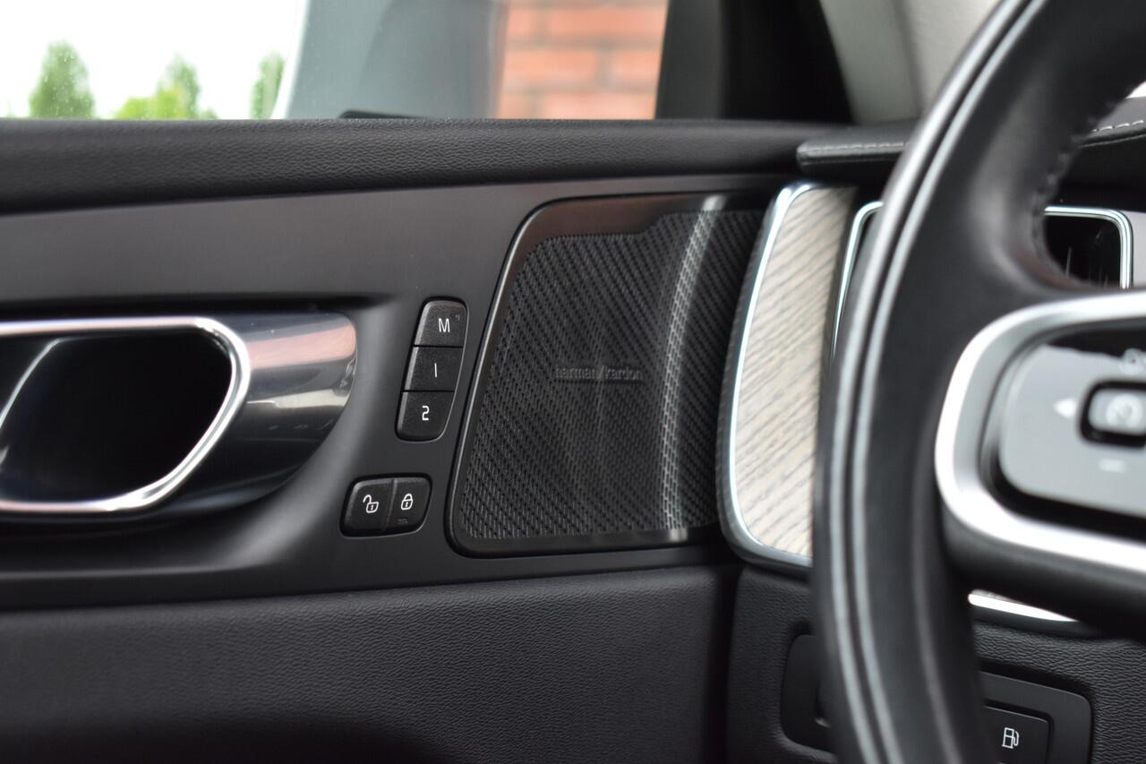 Volvo XC60 T6 350PK Plug-in hybrid AWD Inscription Long Range | Luchtvering | 360 Camera | Head-Up | Harman/Kardon | Trekhaak |