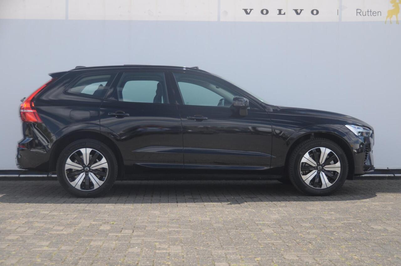 Volvo XC60 T6 350PK Automaat AWD Plus Dark Long range /Adaptieve cruise control / Panoramadak / Apple carplay / Parkeersensoren met 360 camera / Elektrische achterklep / Elektrische stoelen met geheugen / Stoel en stuurwielverwarming