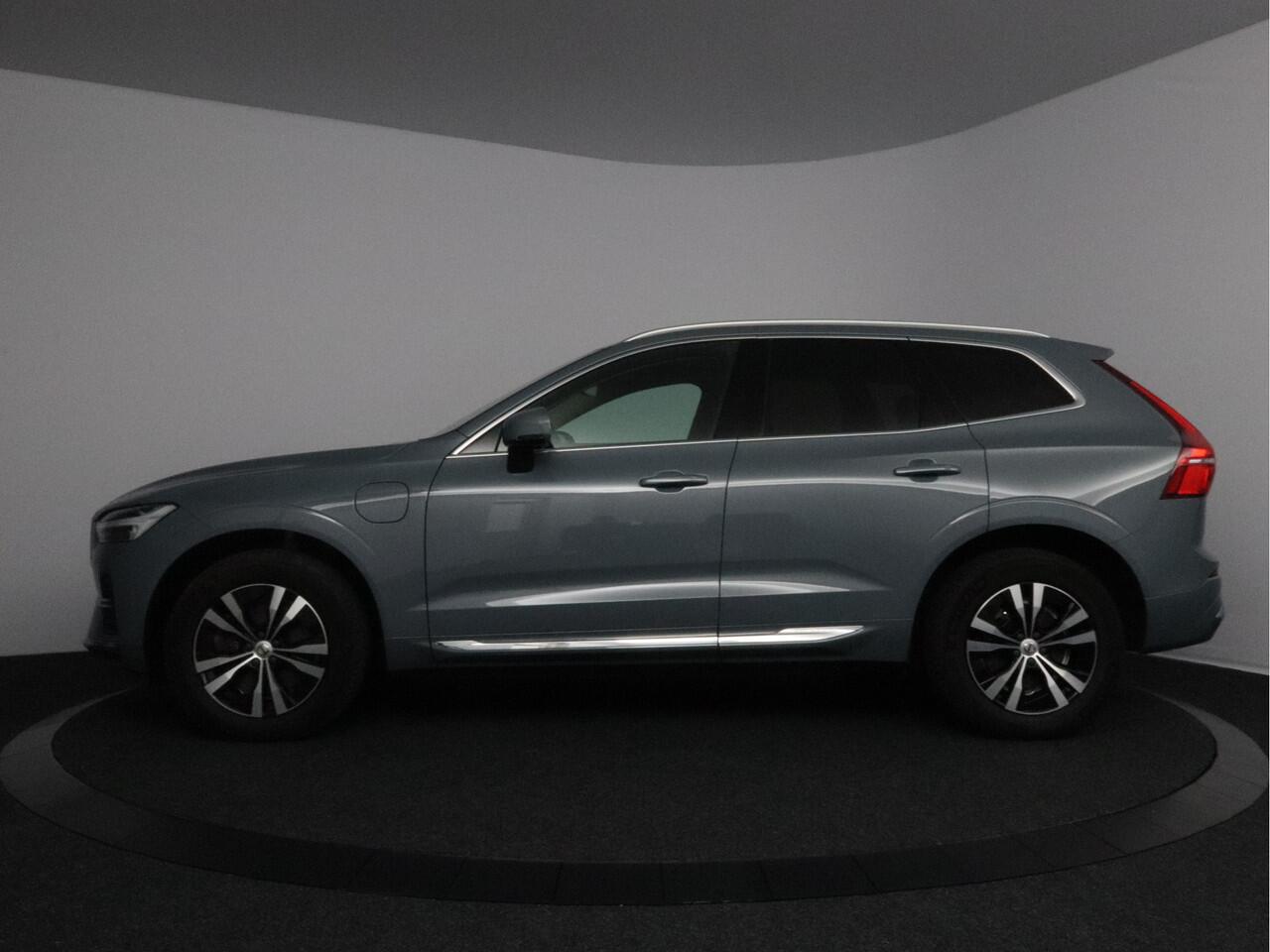 Volvo XC60 2.0 T6 Plug-in hybrid AWD Inscription Panoramadak | Elektrische kofferklep